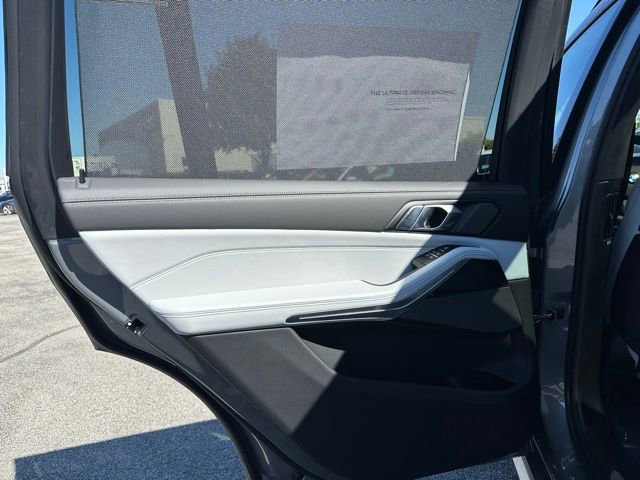 New 2026 BMW X7 xDrive40i w/ M Sport Package image 40