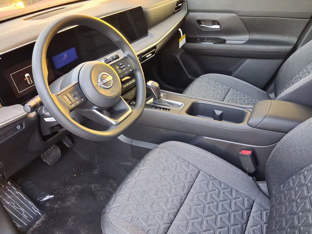 New 2026 Nissan Kicks SV FWD image 7