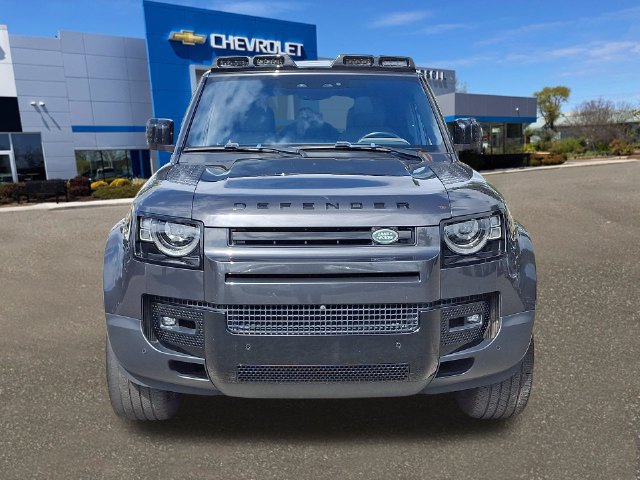 Used 2022 Land Rover Defender 110 S AWD/4WD image 20