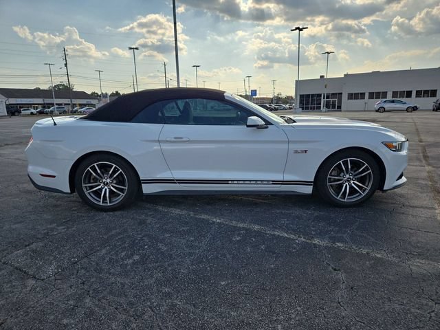 Used 2016 Ford Mustang Premium RWD image 9