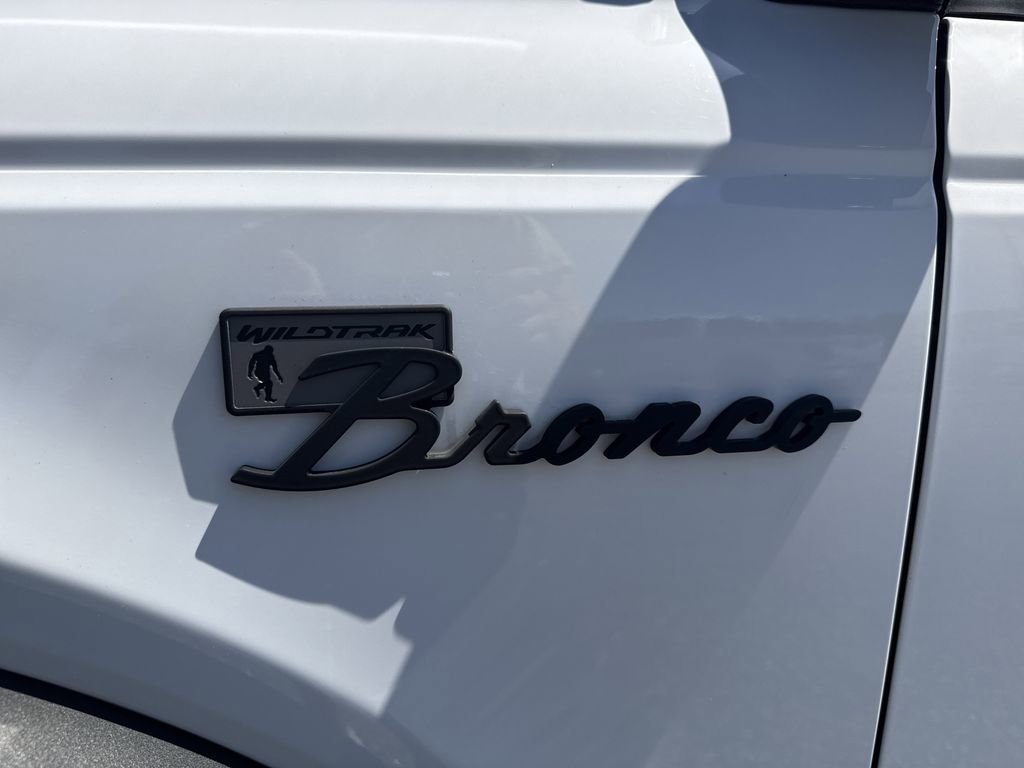 Used 2023 Ford Bronco Wildtrak image 12