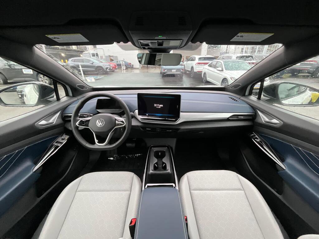New 2026 Volkswagen ID.4 Pro S Plus image 15