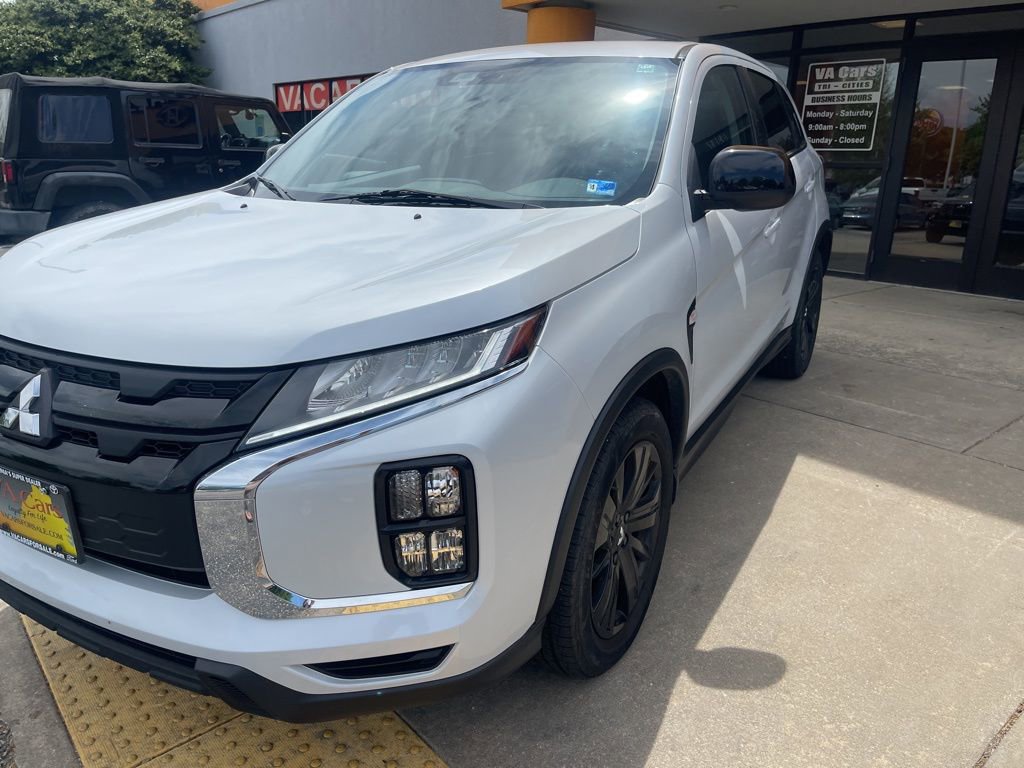 Used 2024 Mitsubishi Outlander Sport LE AWD/4WD image 8