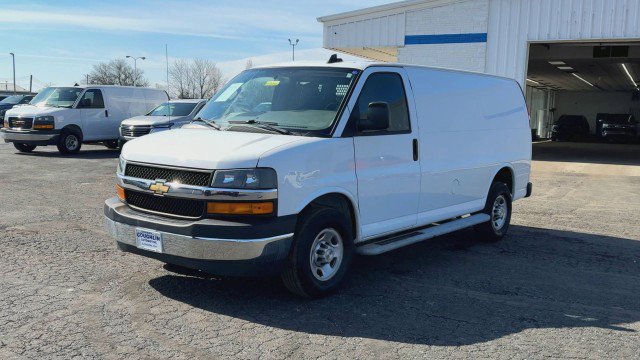 Certified 2024 Chevrolet Express 2500 w/ Driver Convenience Package image 4