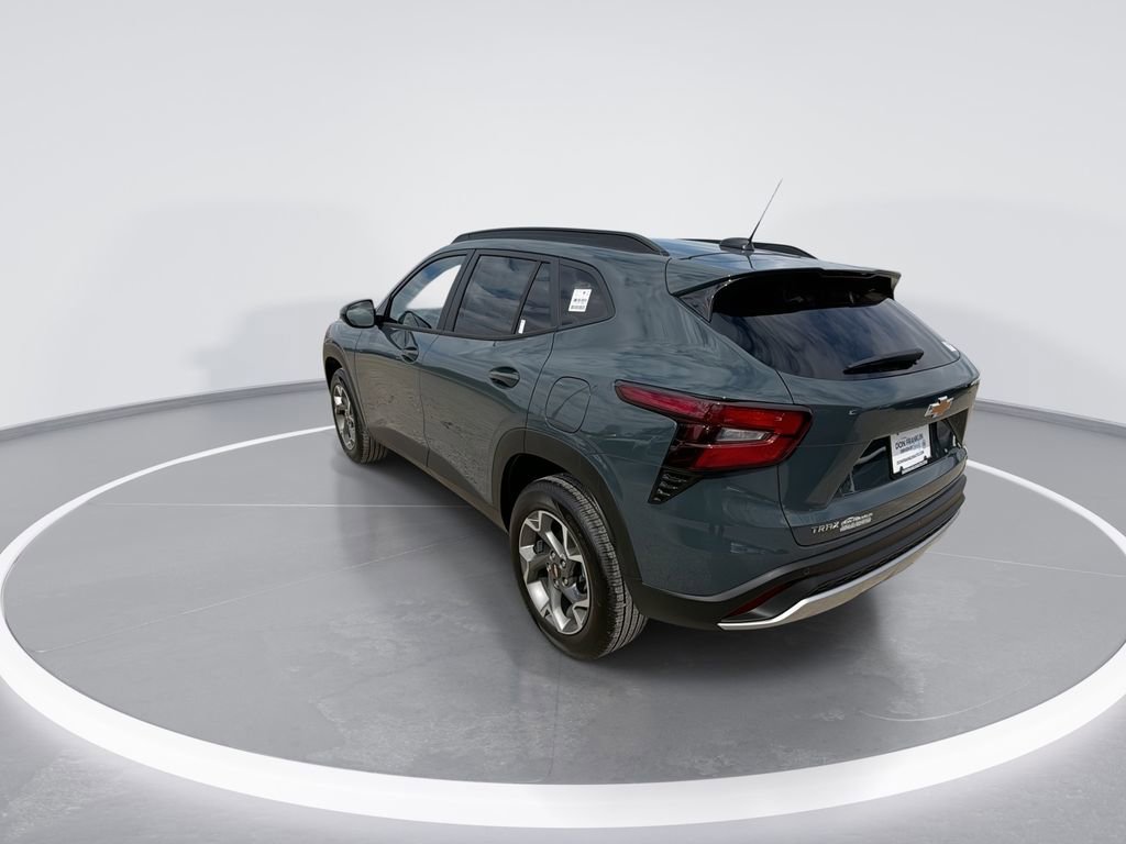 New 2026 Chevrolet Trax LT image 6