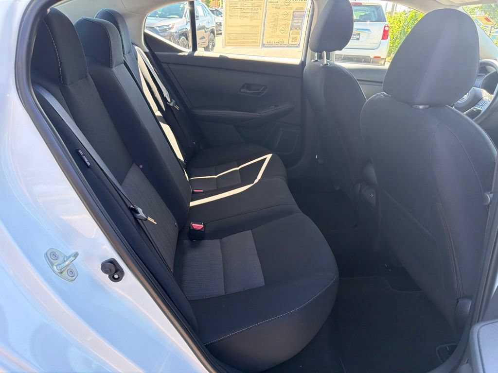 Used 2025 Nissan Sentra SV FWD image 14