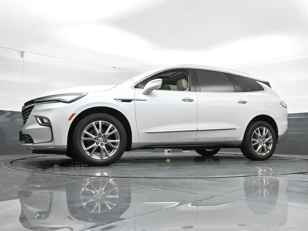 Used 2023 Buick Enclave Premium w/ Experience Buick Package AWD/4WD image 47