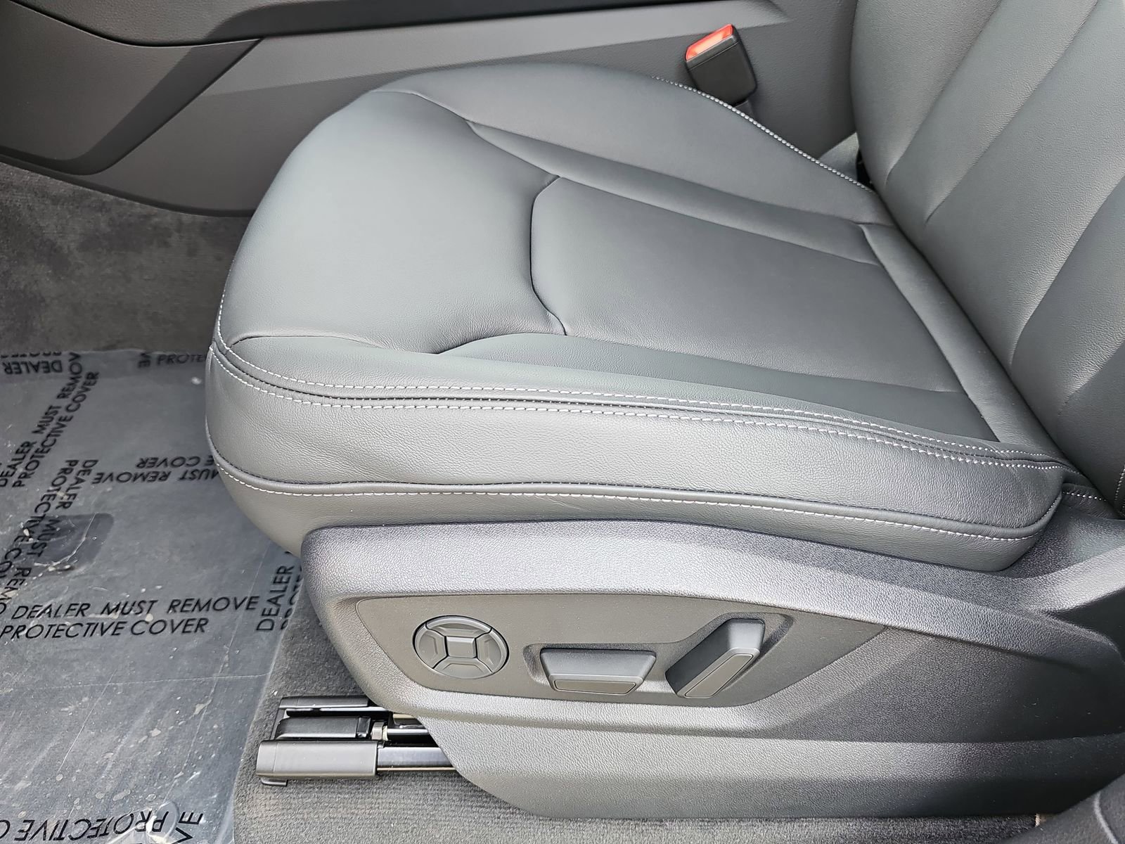 New 2026 Audi Q8 Premium image 30