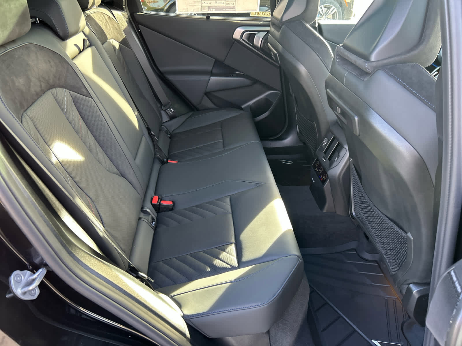 Used 2026 BMW X3 xDrive30 w/ Premium Package image 15