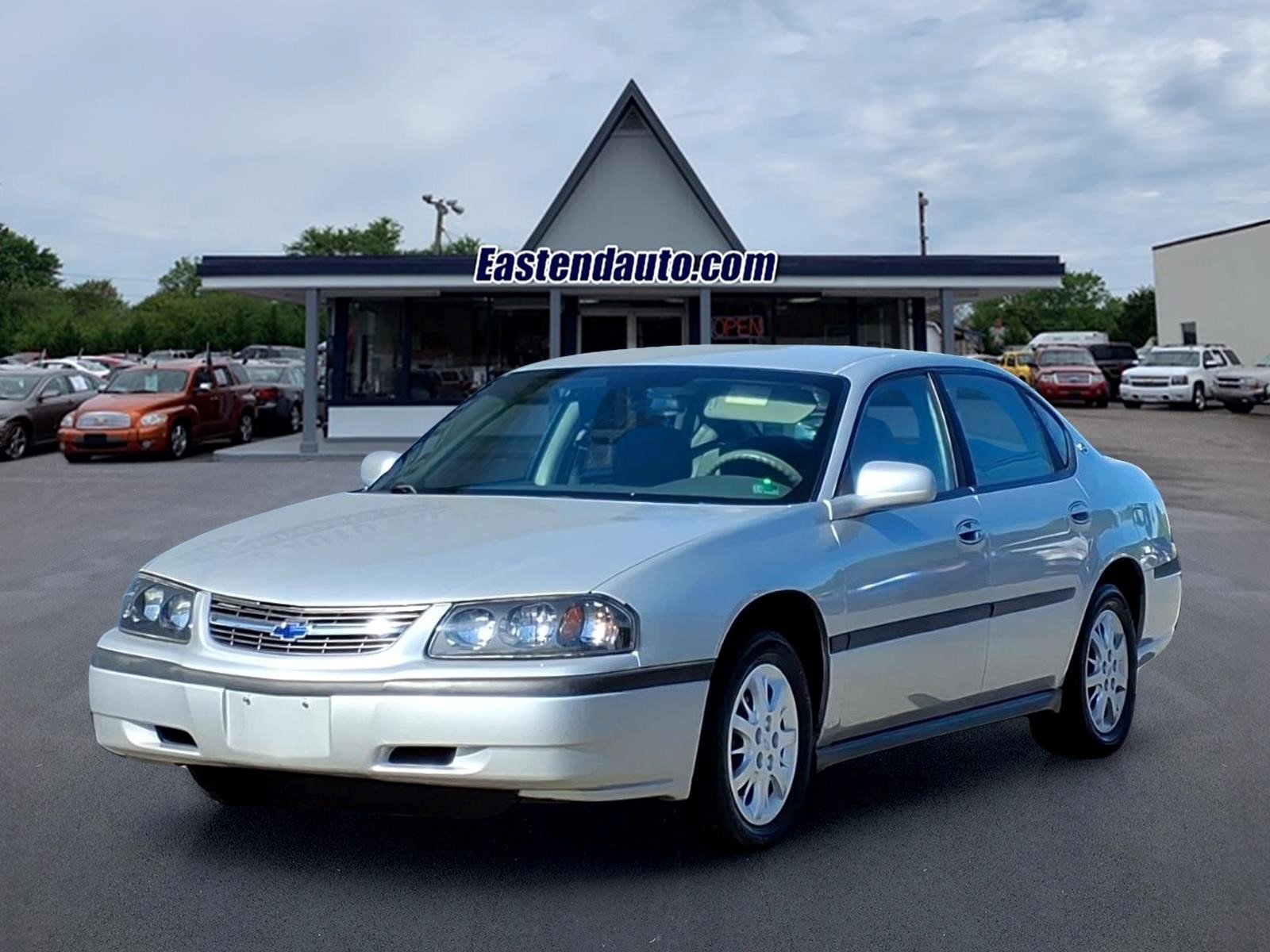 Used 2004 Chevrolet Impala w/ Preferred Equipment Group FWD image 1