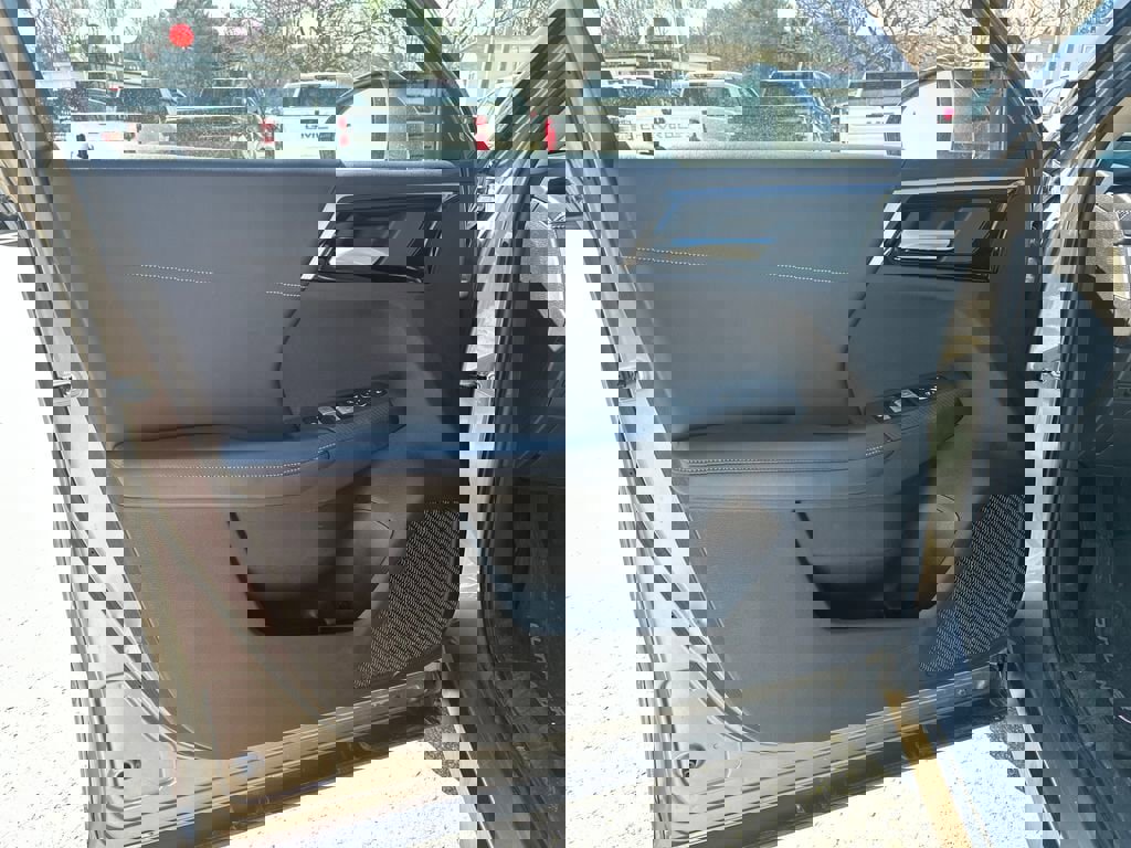 Used 2023 Mitsubishi Outlander SE AWD/4WD image 10