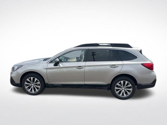 Used 2019 Subaru Outback 3.6R Limited AWD/4WD image 4