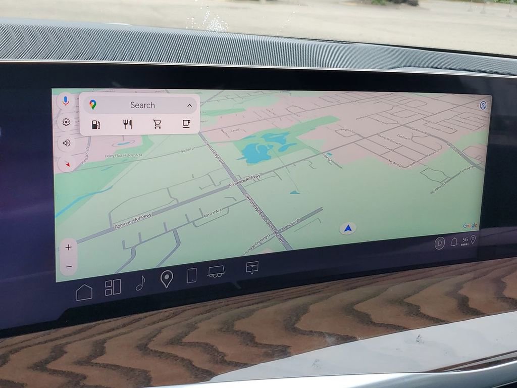 Certified 2025 Cadillac Escalade Sport Platinum w/ LPO, Floor Liner Package image 15