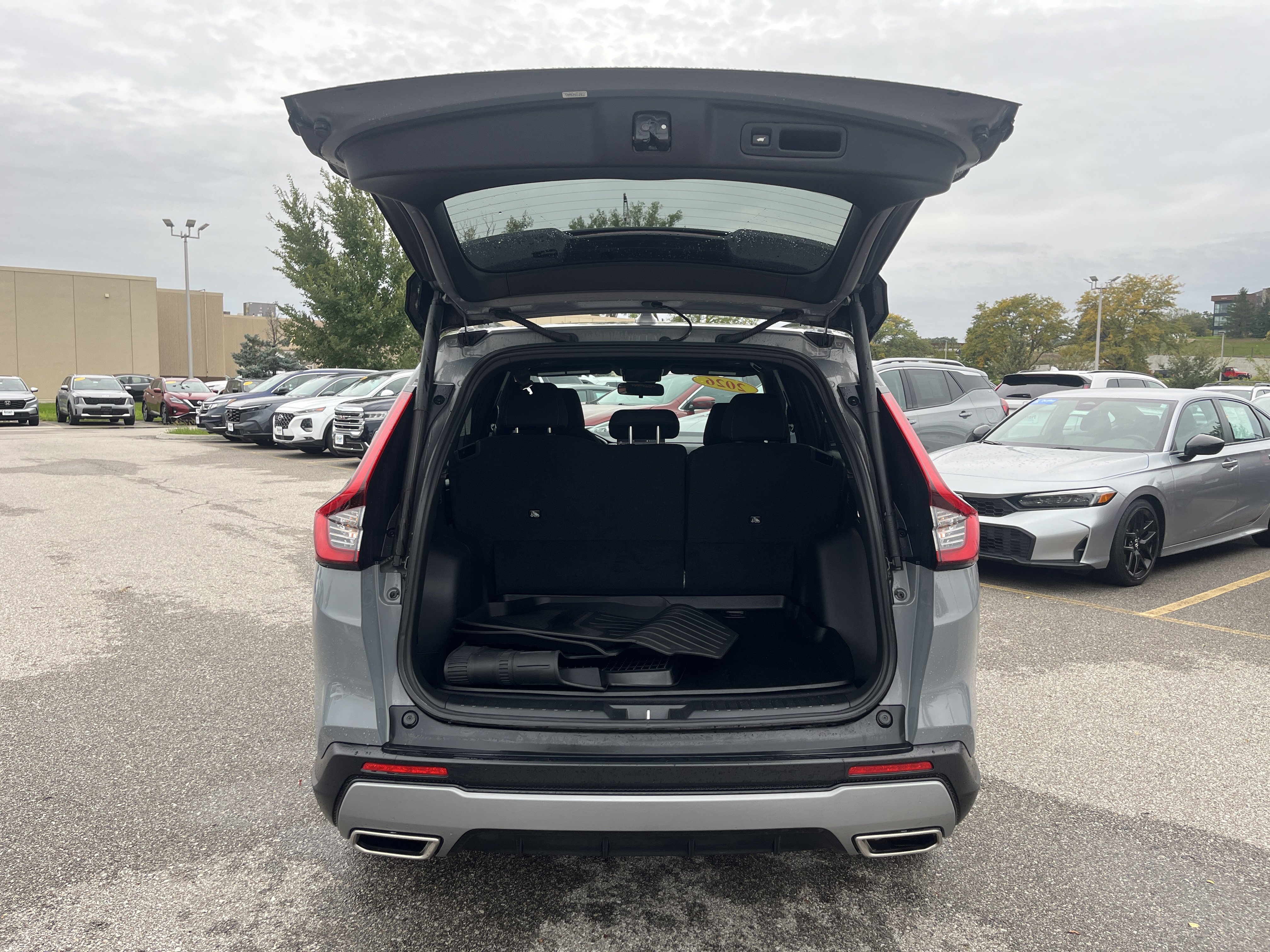 Certified 2026 Honda CR-V TrailSport image 11