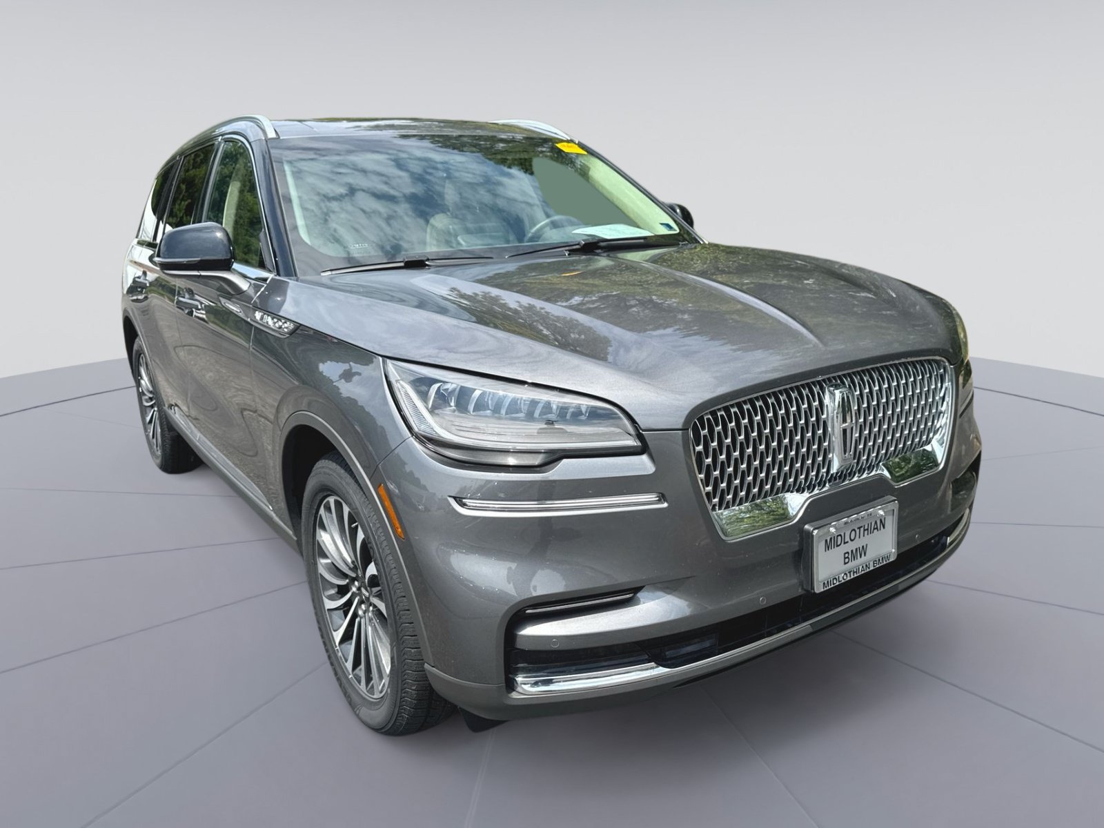 Used 2023 Lincoln Aviator AWD w/ Premium Package image 3