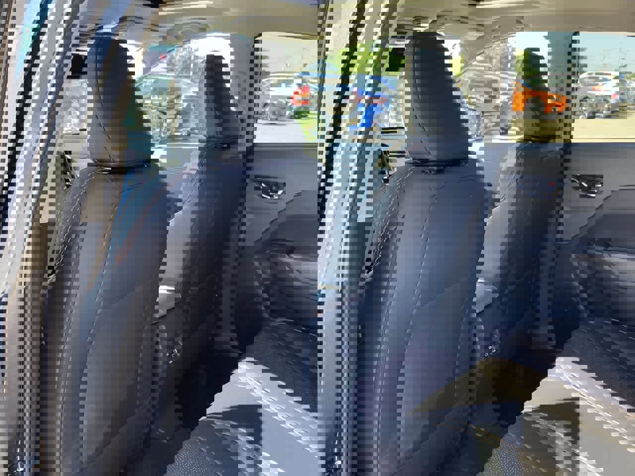 Used 2025 Subaru Crosstrek 2.5i Limited w/ Crosstrek Mirror Package image 17