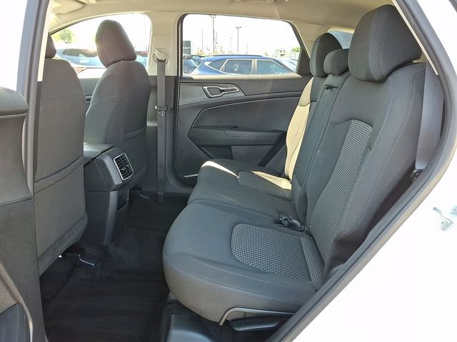 Used 2023 Kia Sportage LX AWD/4WD image 10