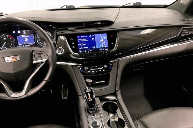 Used 2021 Cadillac XT6 Sport AWD/4WD image 6