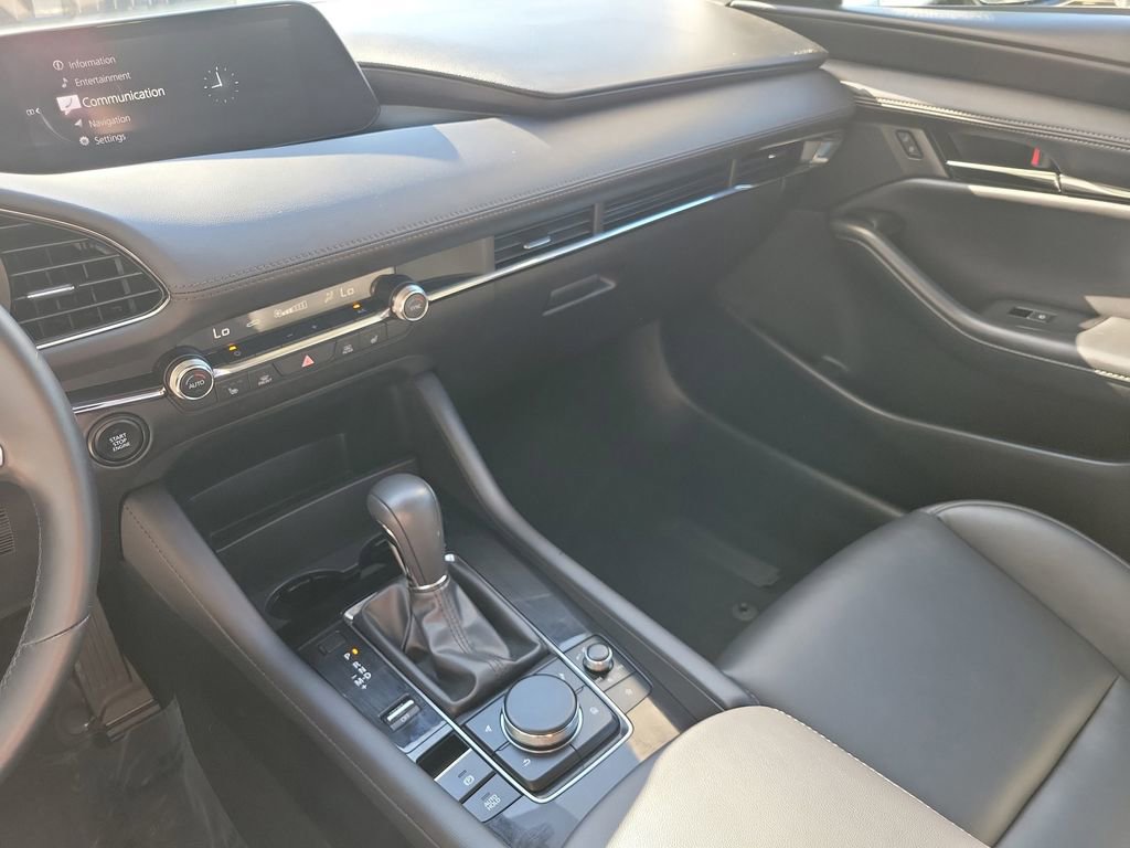 Used 2022 MAZDA MAZDA3 s image 25