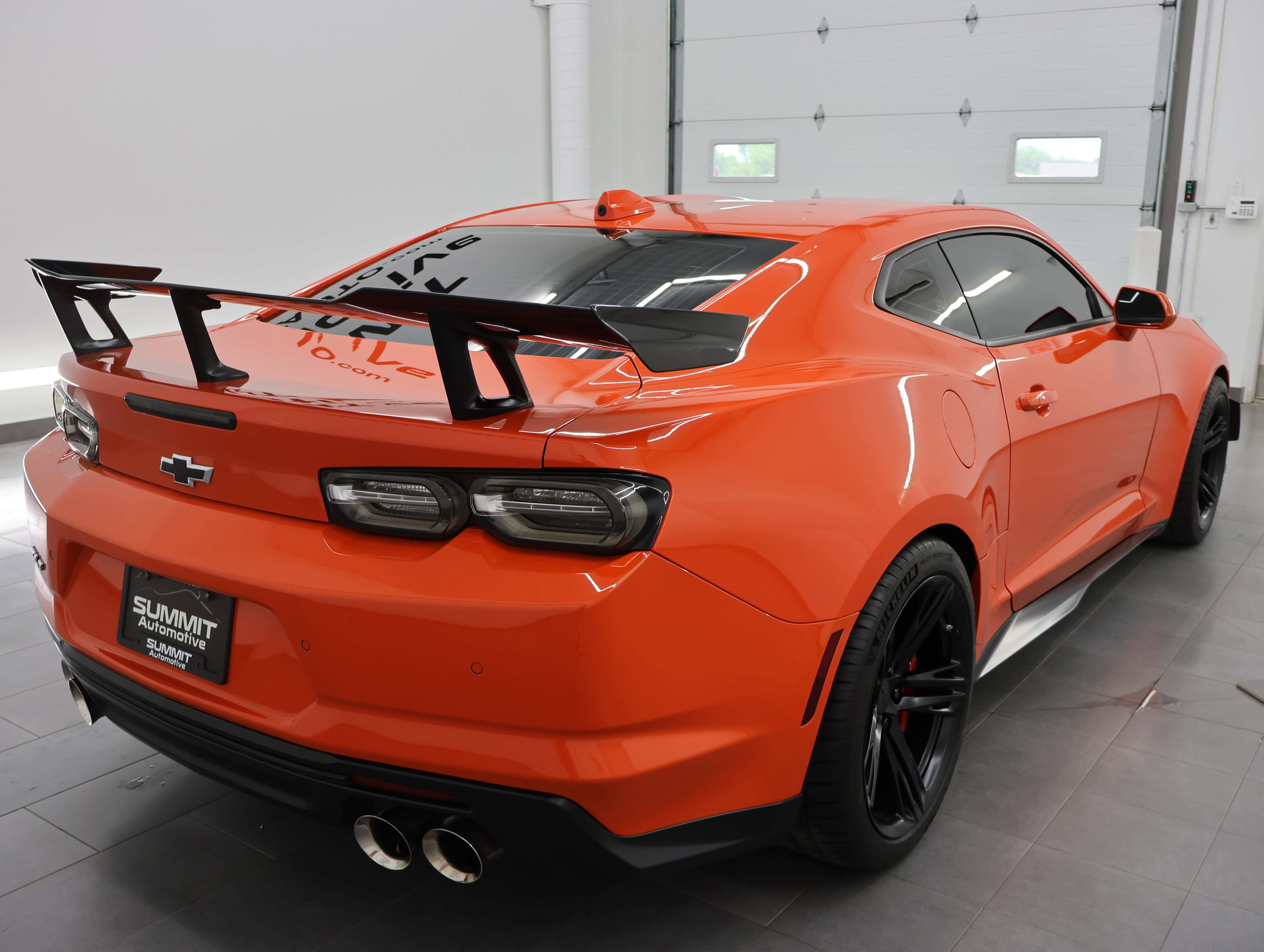 Used 2021 Chevrolet Camaro ZL1 RWD image 5