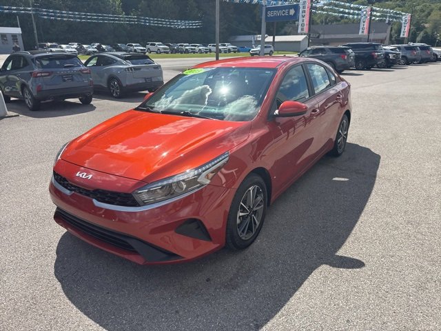 Used 2023 Kia Forte LXS image 6