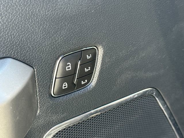 Used 2022 Ford F250 Lariat w/ Lariat Value Package AWD/4WD image 21