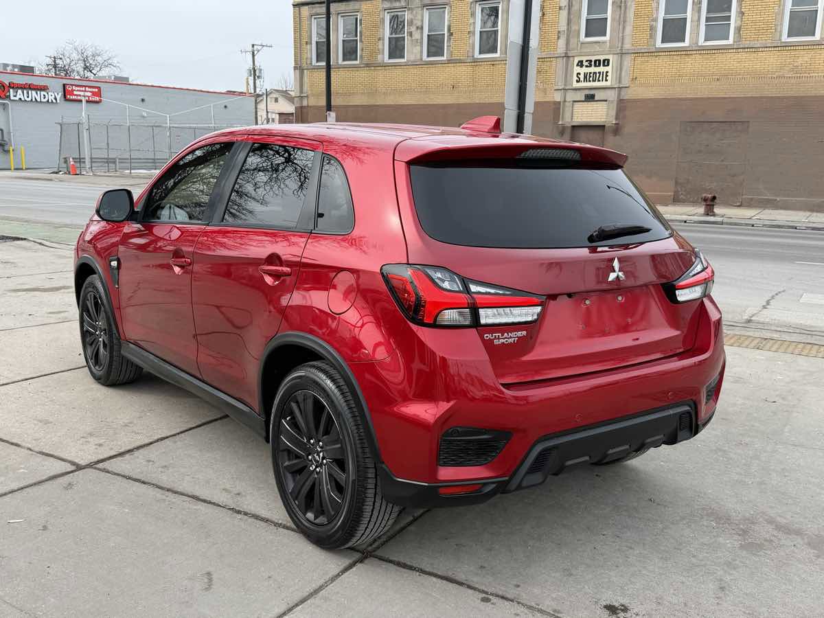 Used 2023 Mitsubishi Outlander Sport ES AWD/4WD image 7