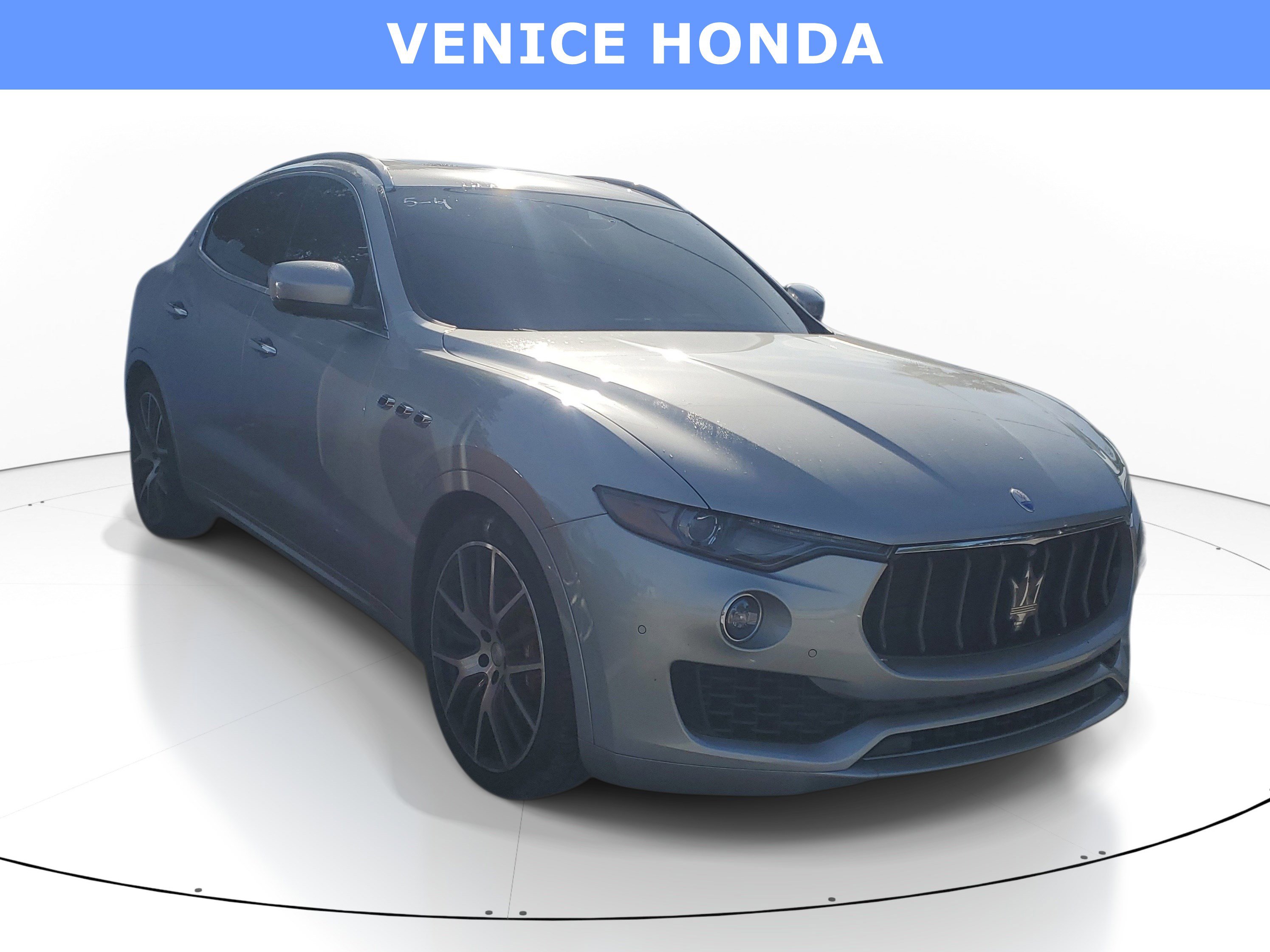 Used 2018 Maserati Levante S AWD/4WD image 1