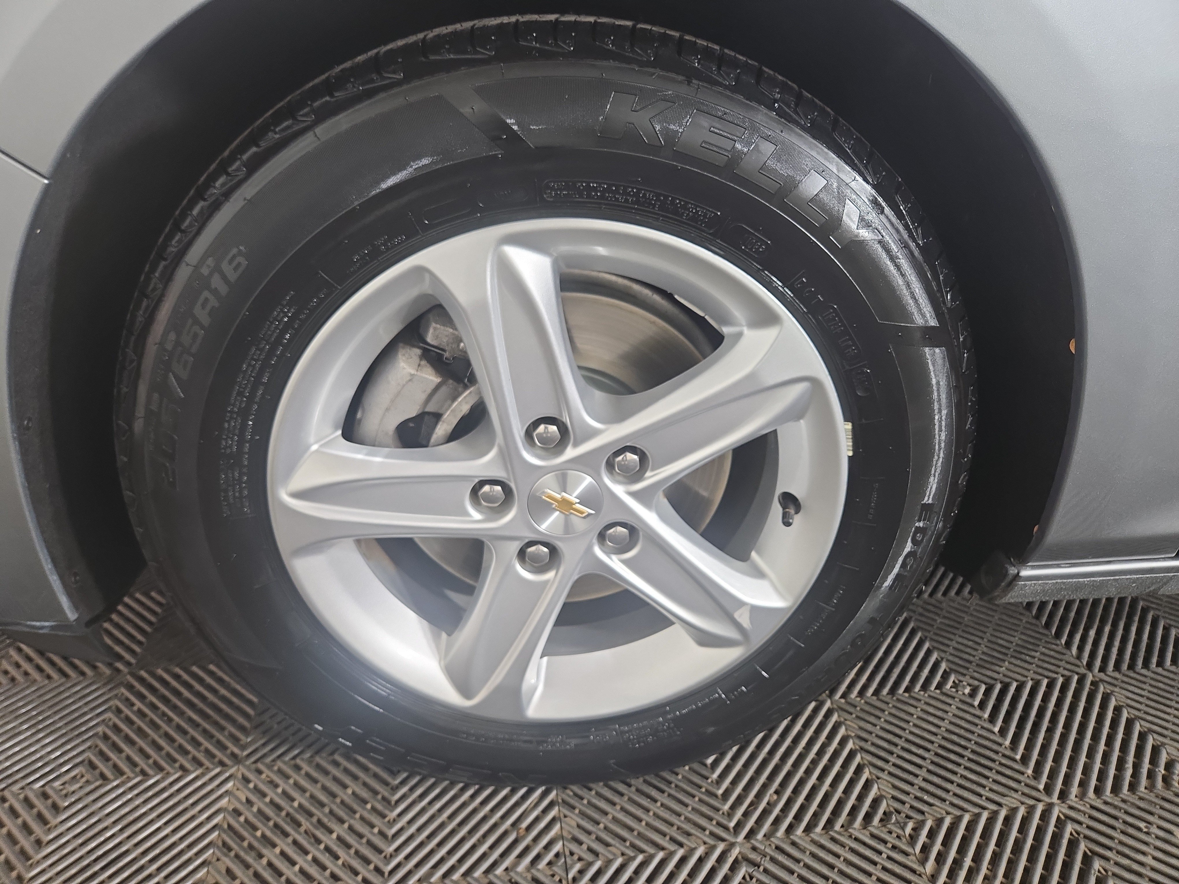 Certified 2024 Chevrolet Malibu LS FWD image 32