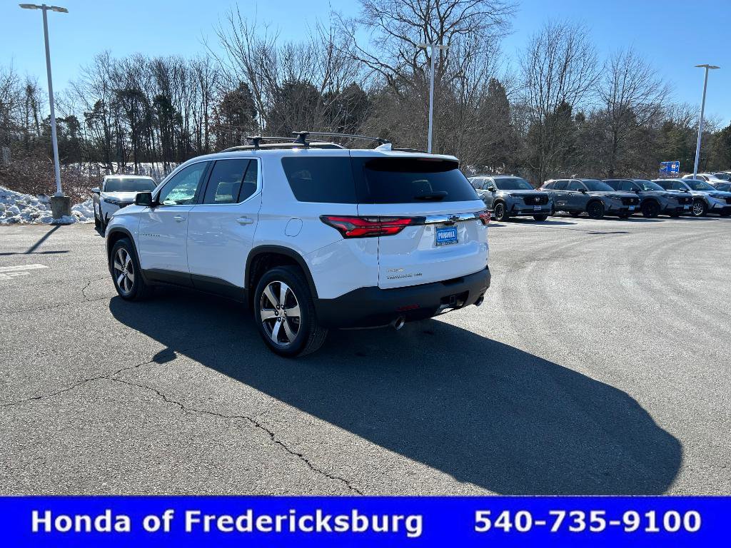 Used 2023 Chevrolet Traverse LT w/ LT Premium Package image 4