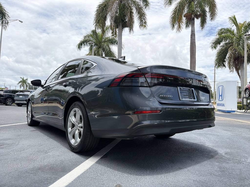 Certified 2023 Honda Accord LX image 18