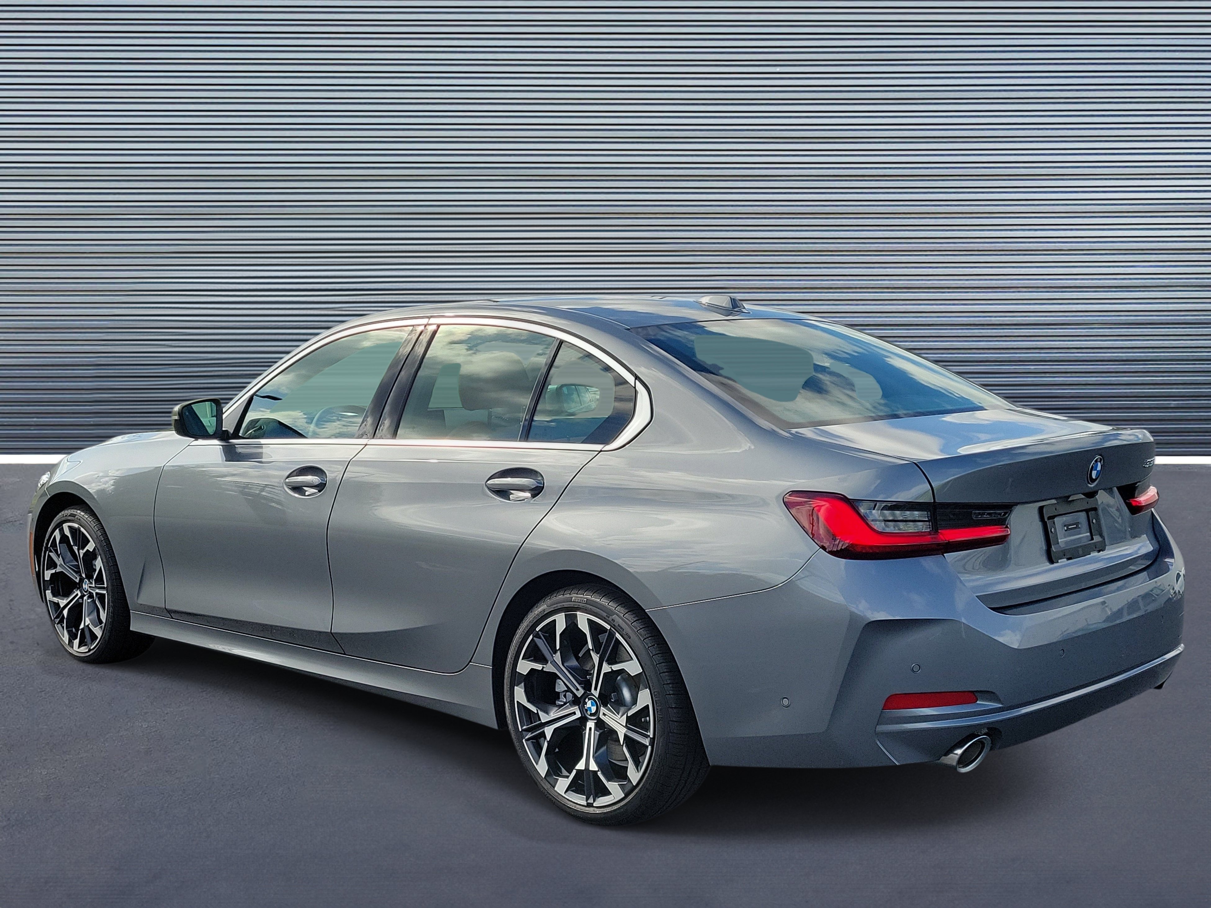 Used 2025 BMW 330i Sedan RWD image 4