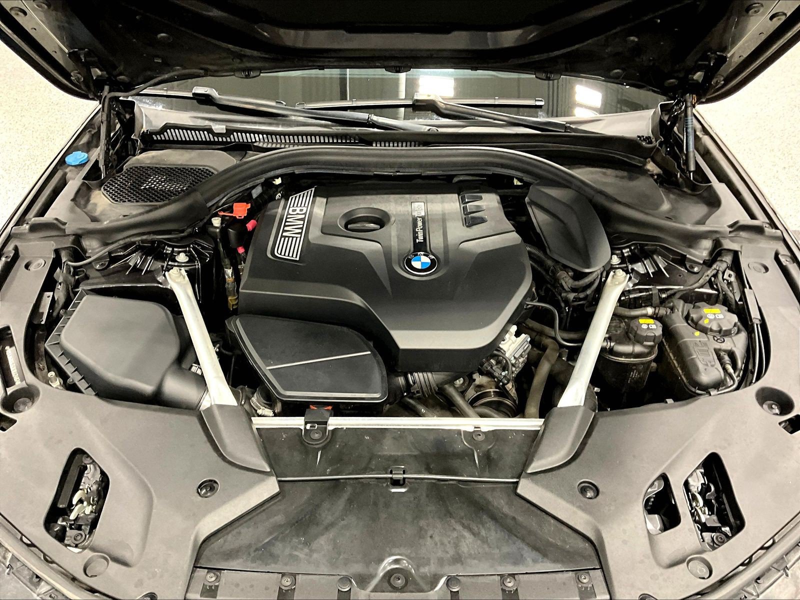 Used 2019 BMW 530i xDrive w/ Executive Package AWD/4WD image 30