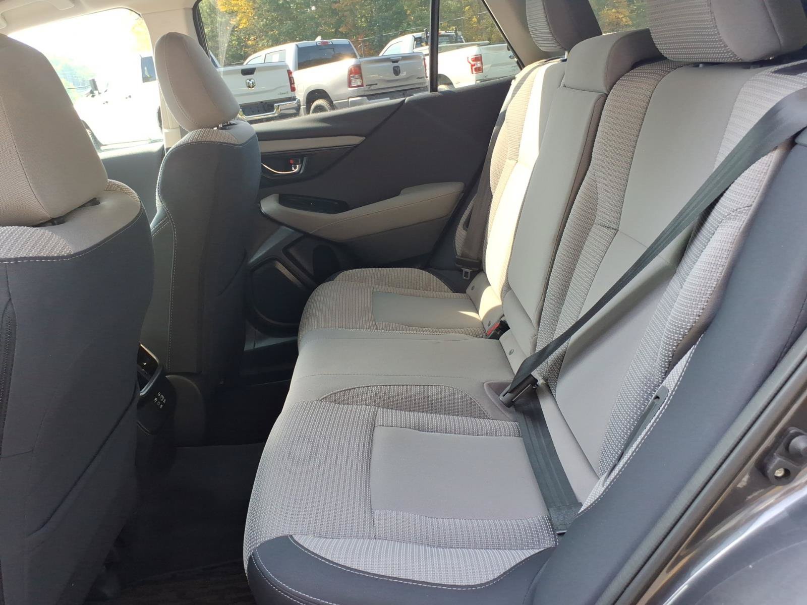 Used 2023 Subaru Outback Premium AWD/4WD image 10