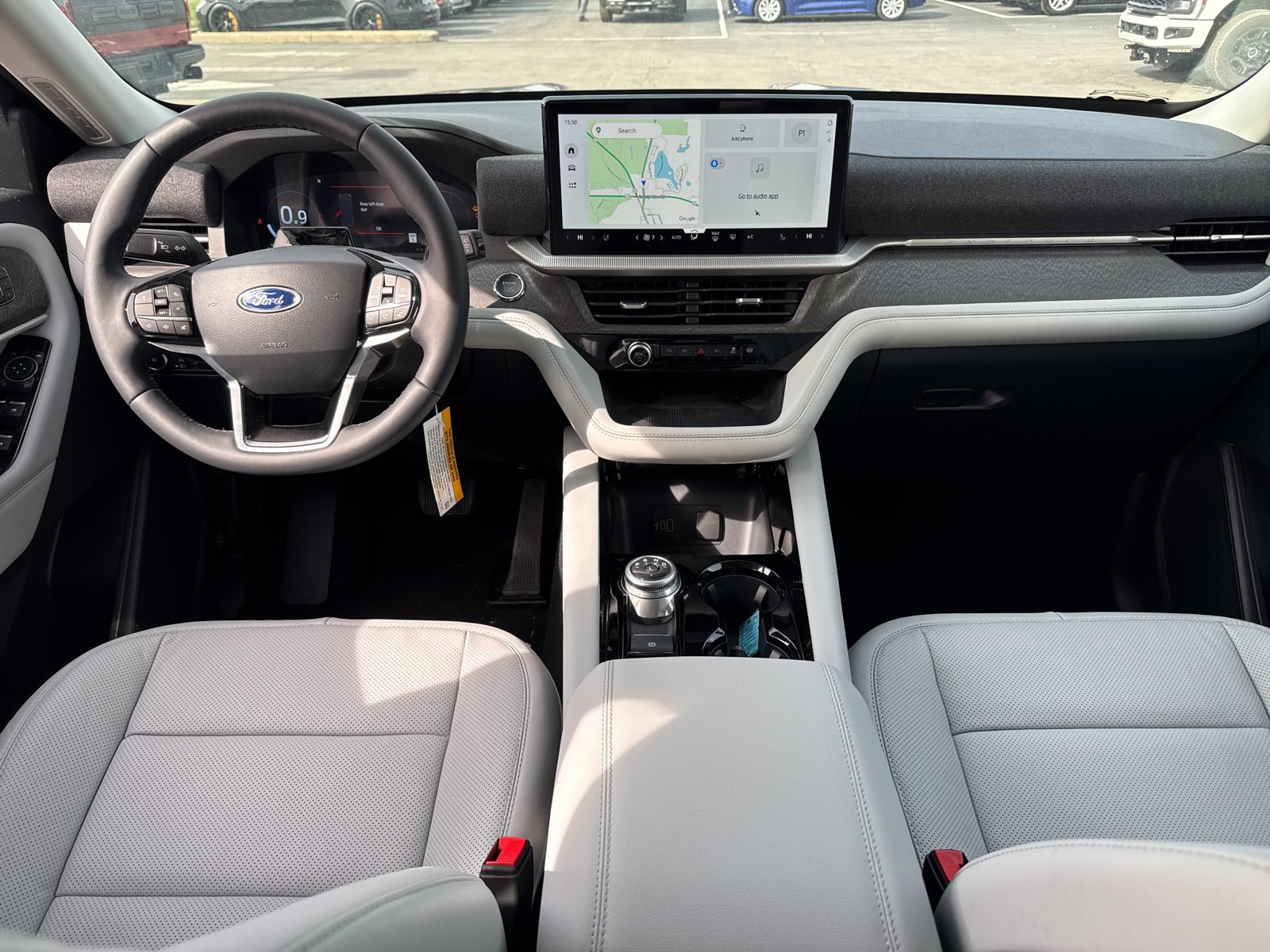New 2026 Ford Explorer Platinum w/ LUX Leather Package AWD/4WD image 32