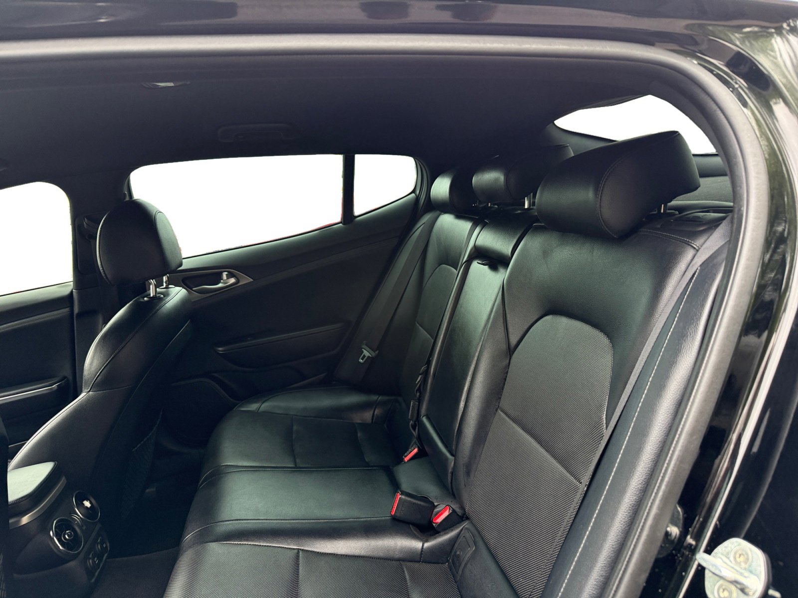 Used 2019 Kia Stinger GT image 11