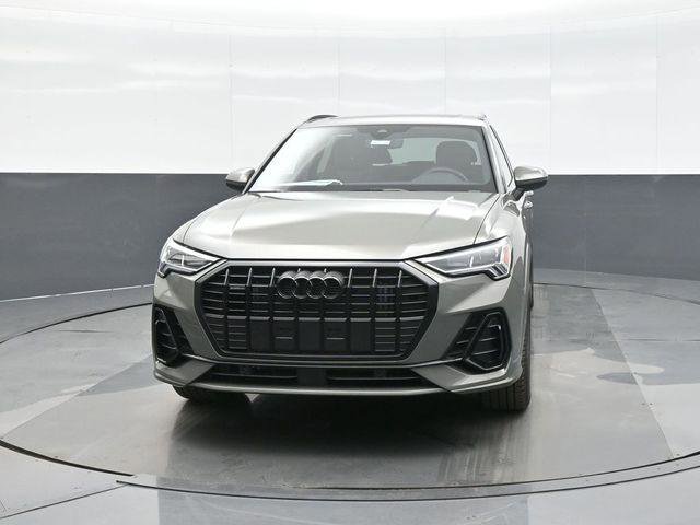 New 2025 Audi Q3 2.0T Premium image 2