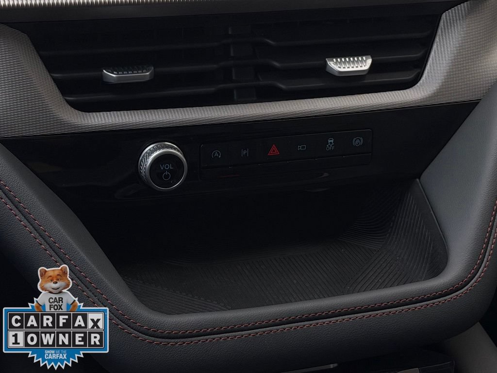 Used 2025 Ford Explorer Active RWD image 15