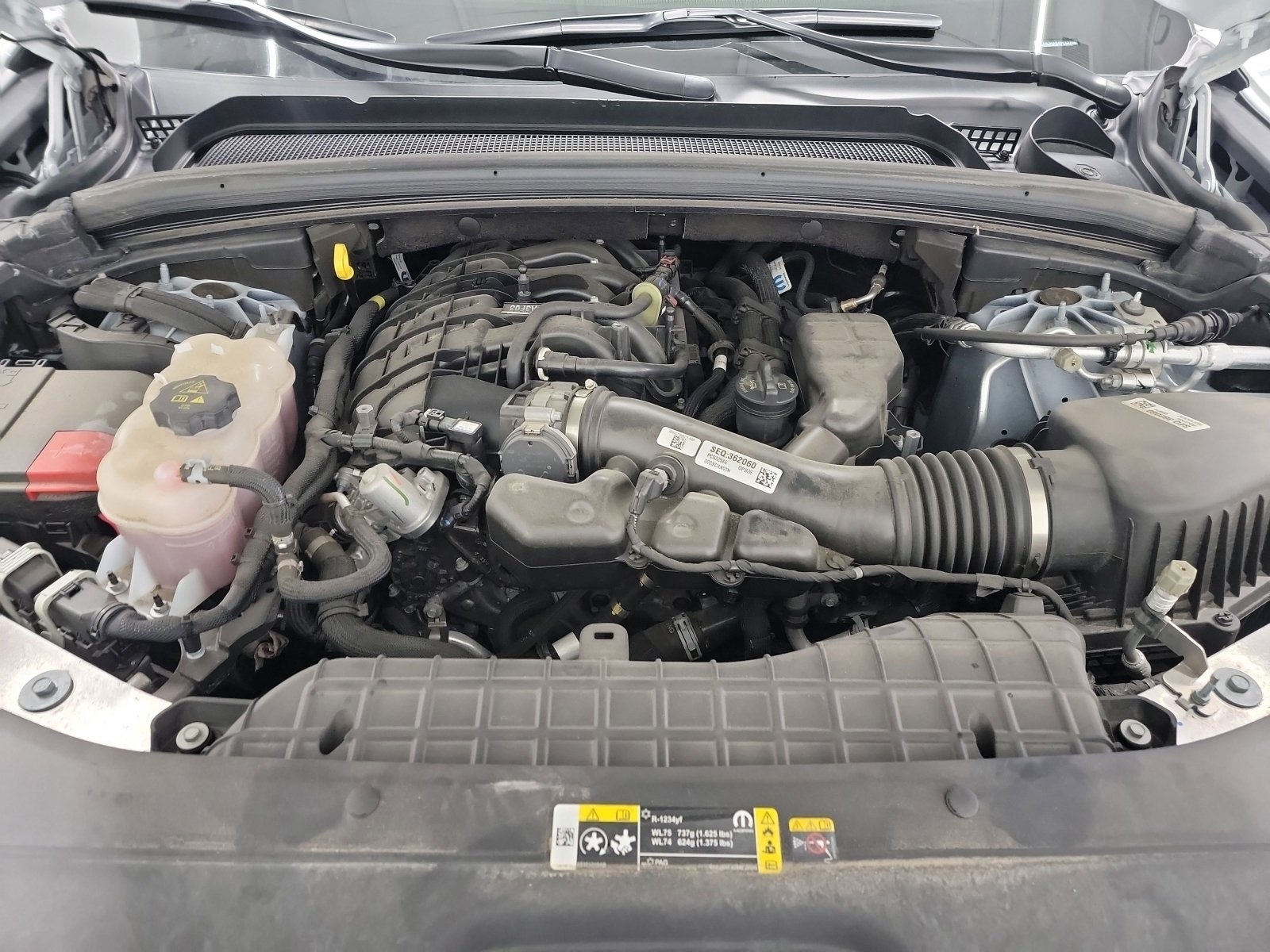 Used 2023 Jeep Grand Cherokee Altitude AWD/4WD image 14