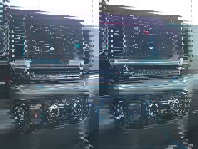 Used 2024 GMC Sierra 1500 SLT w/ SLT Premium Plus Package image 23