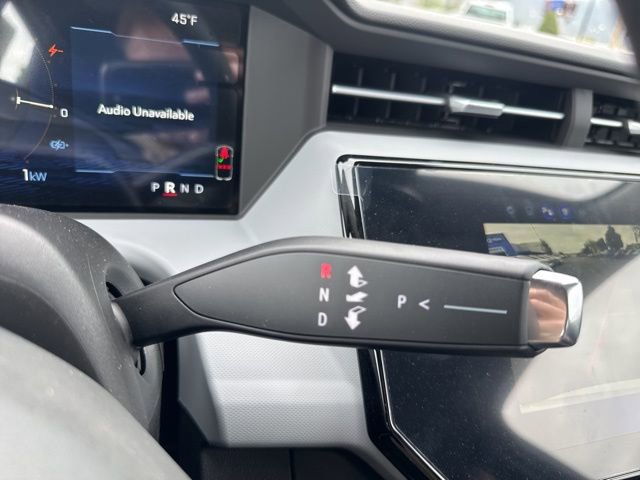 New 2027 Chevrolet Bolt LT w/ Comfort Package FWD image 18