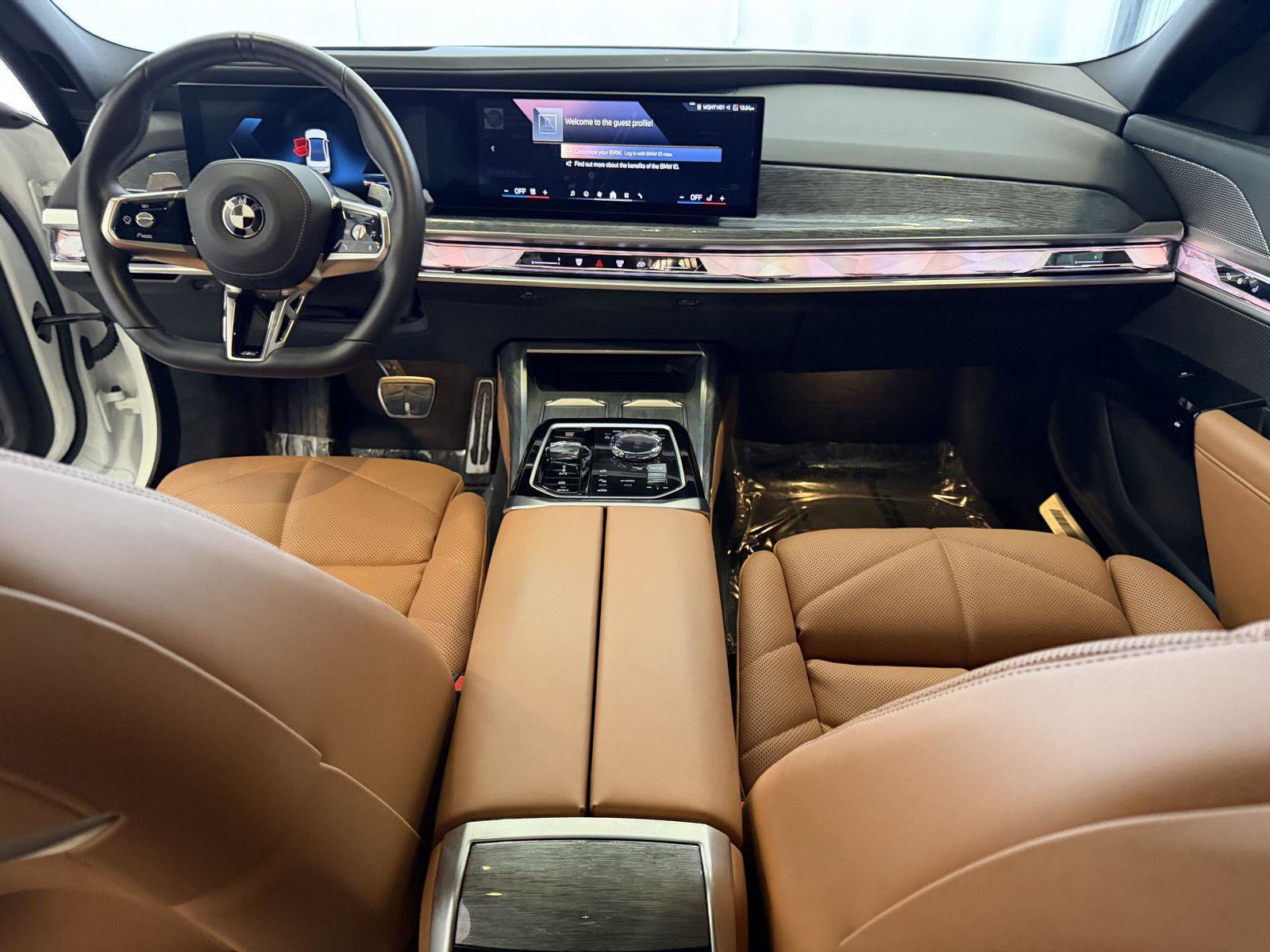 Used 2025 BMW 740i xDrive image 17