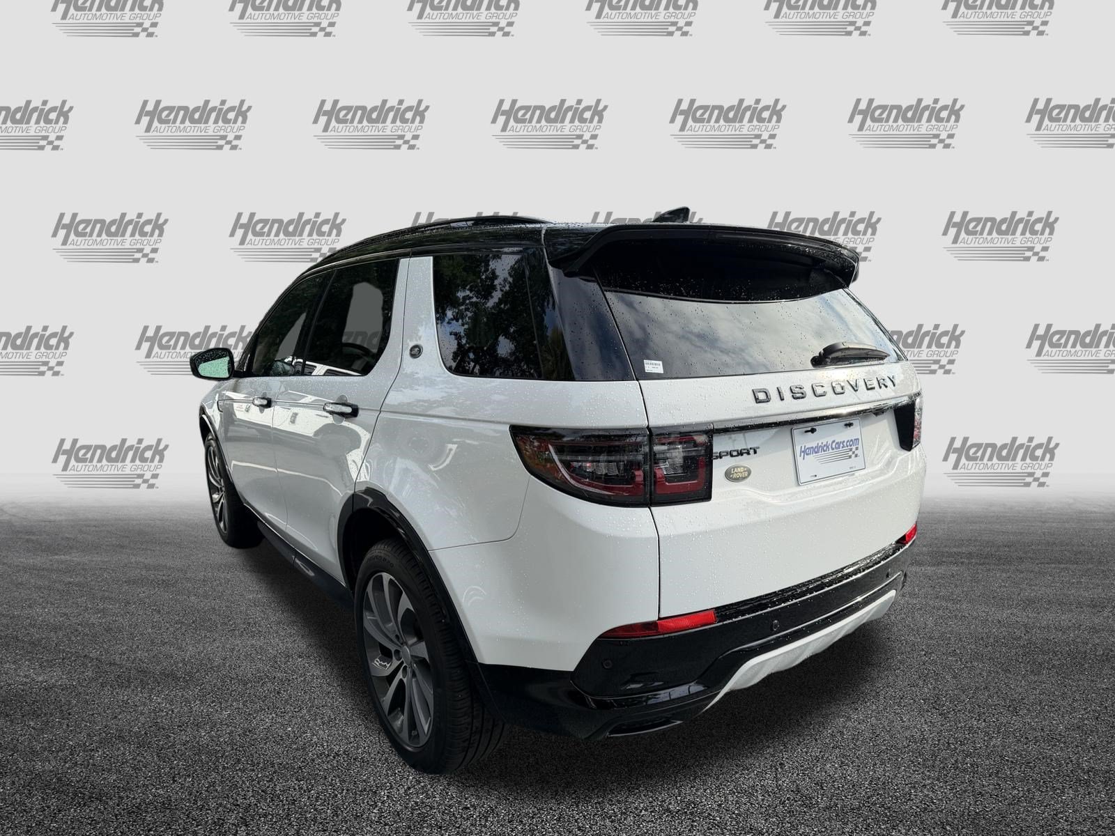 Used 2024 Land Rover Discovery Sport Dynamic SE AWD/4WD image 7