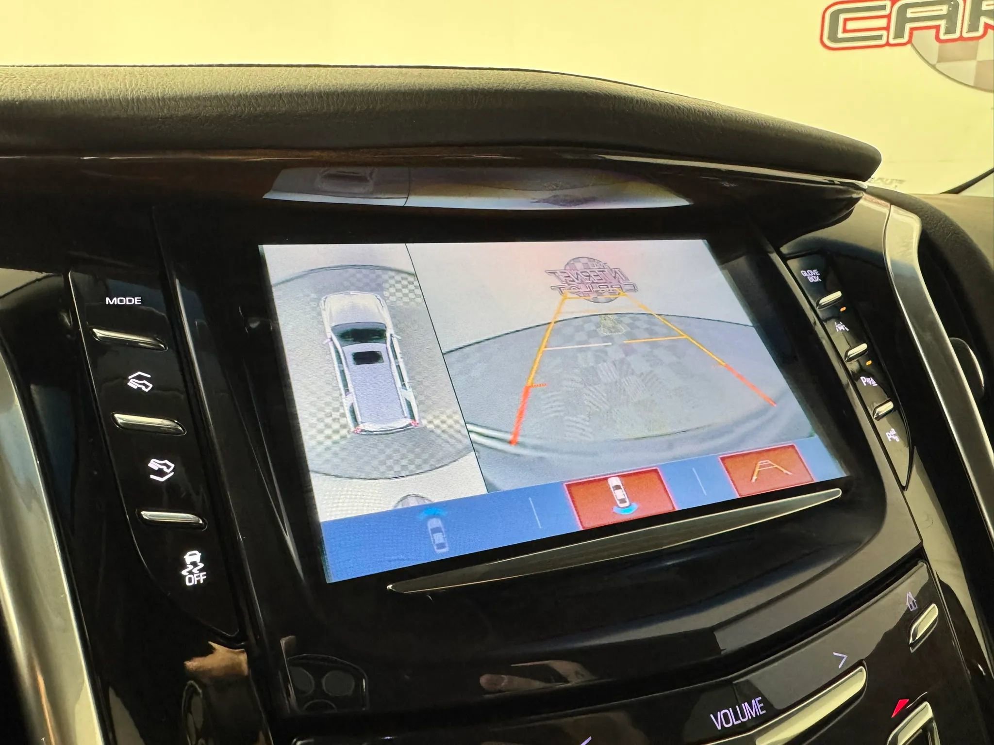 Used 2018 Cadillac Escalade Premium Luxury image 19