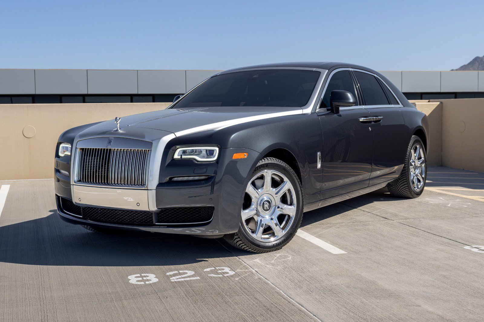 Used 2017 Rolls-Royce Ghost image 17