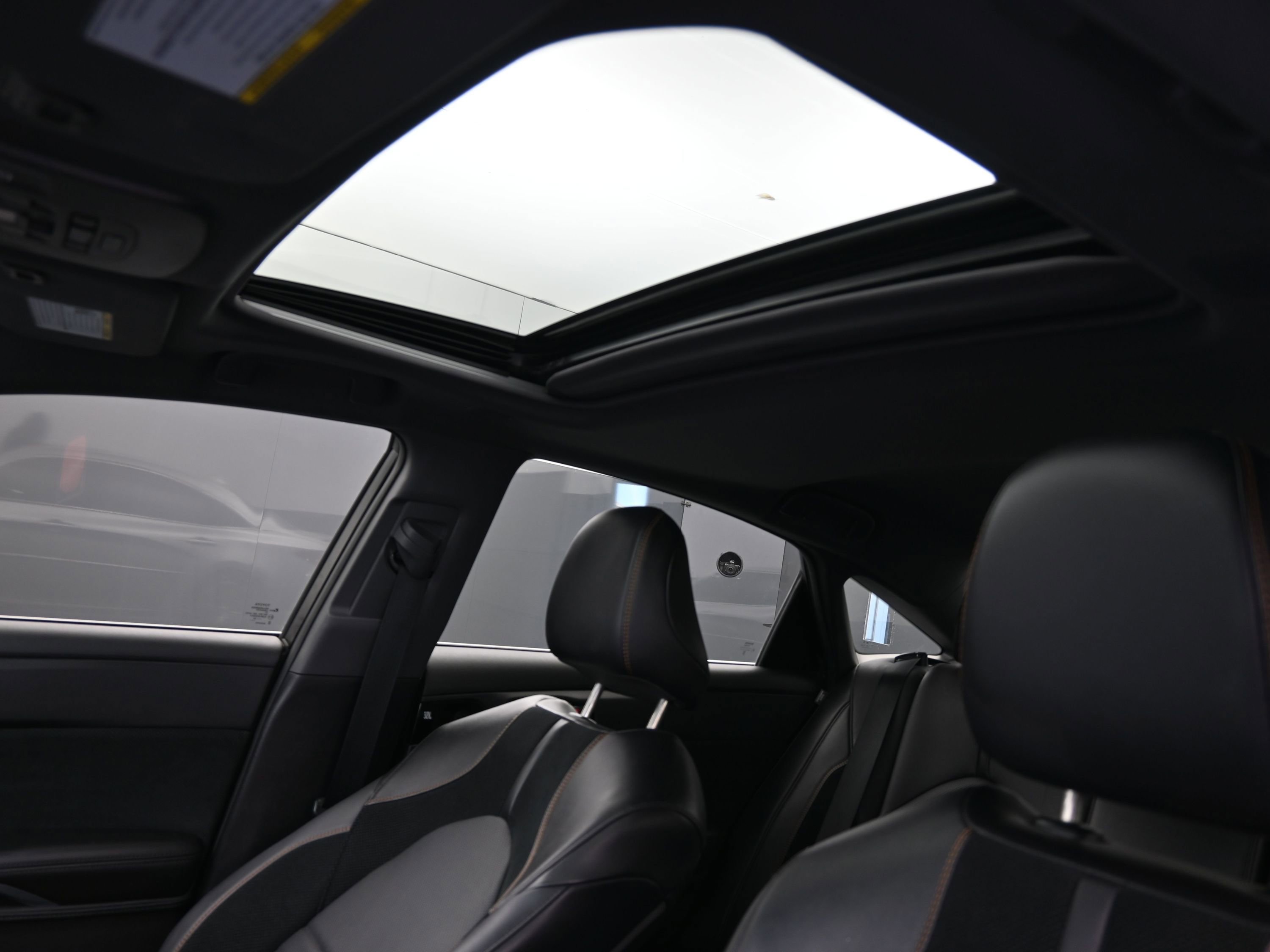 Used 2022 Toyota Avalon Touring image 27