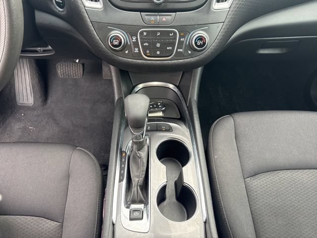 Used 2025 Chevrolet Malibu LT FWD image 11