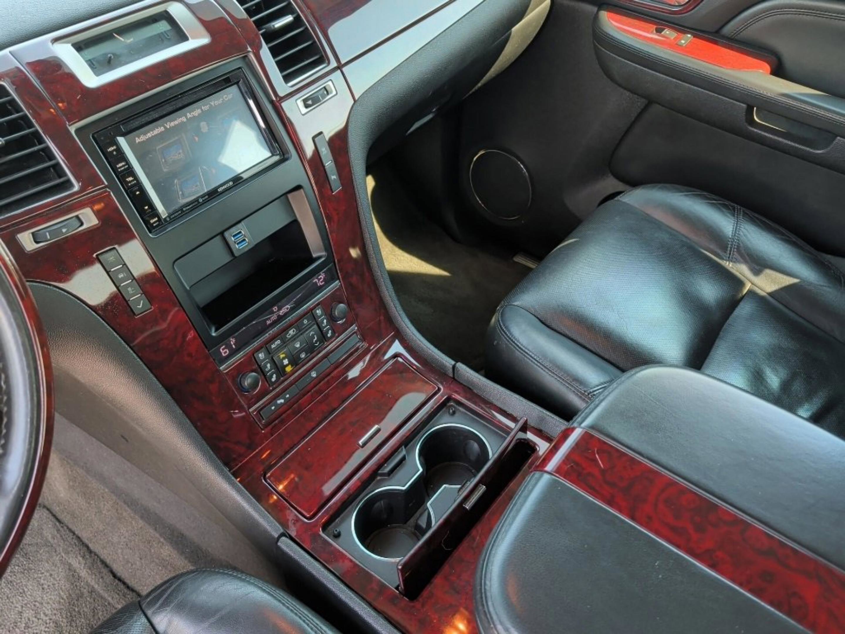 Used 2008 Cadillac Escalade EXT Base image 44