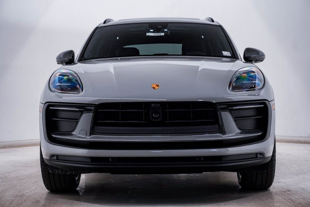 New 2026 Porsche Macan Turbo image 6