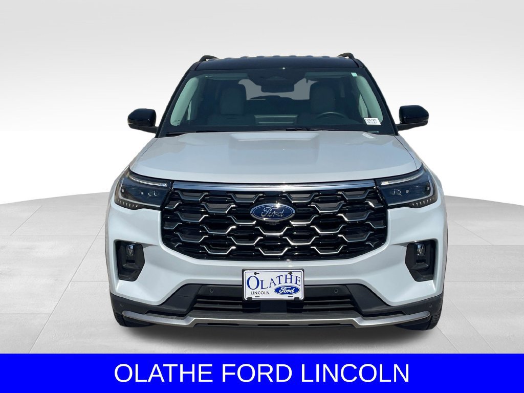 New 2026 Ford Explorer Platinum w/ LUX Leather Package AWD/4WD image 8